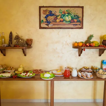 Haidi House לינה וארוחת בוקר אג'רולה