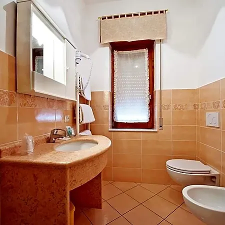 Haidi House أَجيرولا
