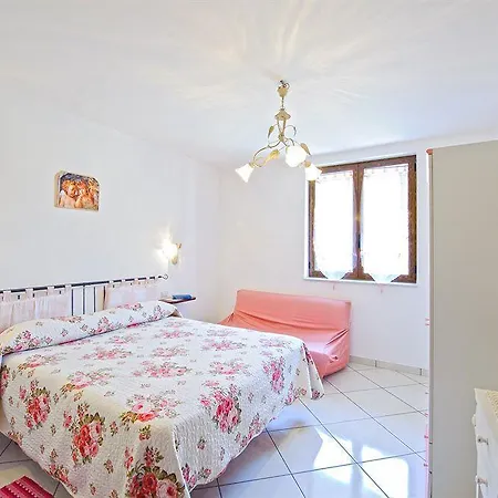 Bed & Breakfast Haidi House